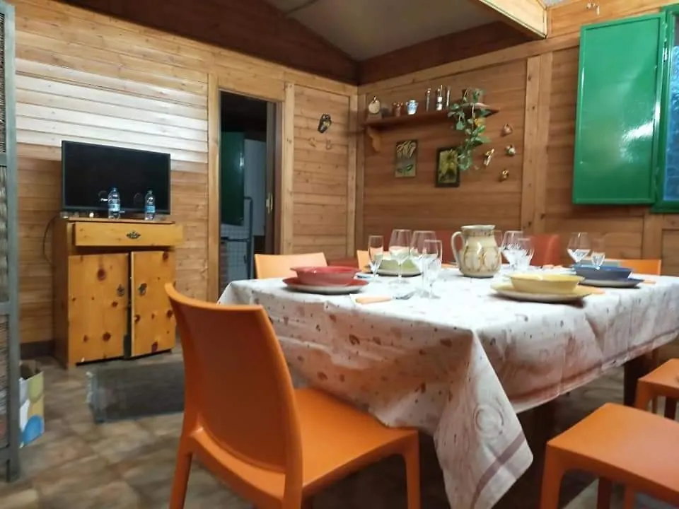 Chalet Il Gelsomino Dell'Etna 기아레 0*,